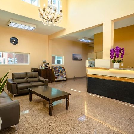 Maywood Inn Εξωτερικό φωτογραφία